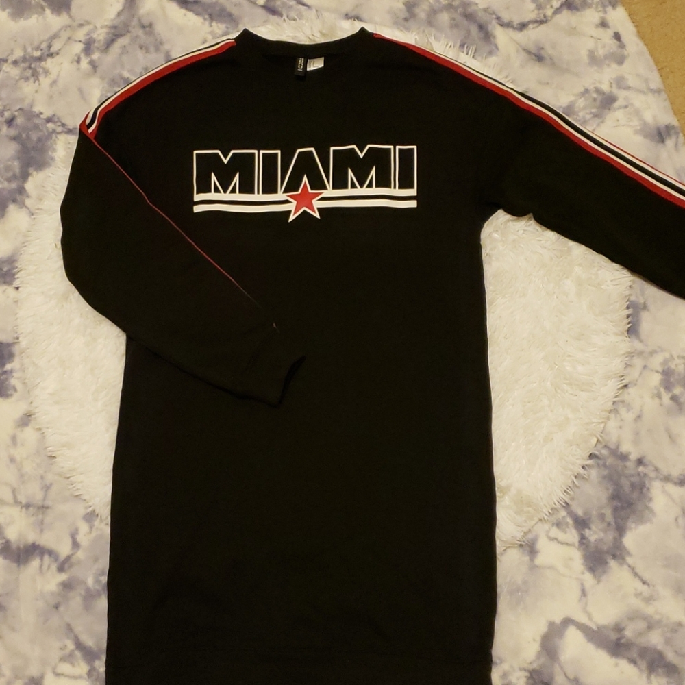 Black Sweatshirt dress